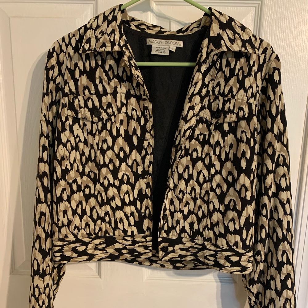 Maggy London 100% Silk Patterned Jacket